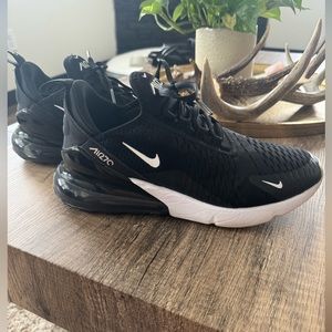 Nike AirMax 270’s - women’s. Size 8. Lightly worn. Fits true to size.